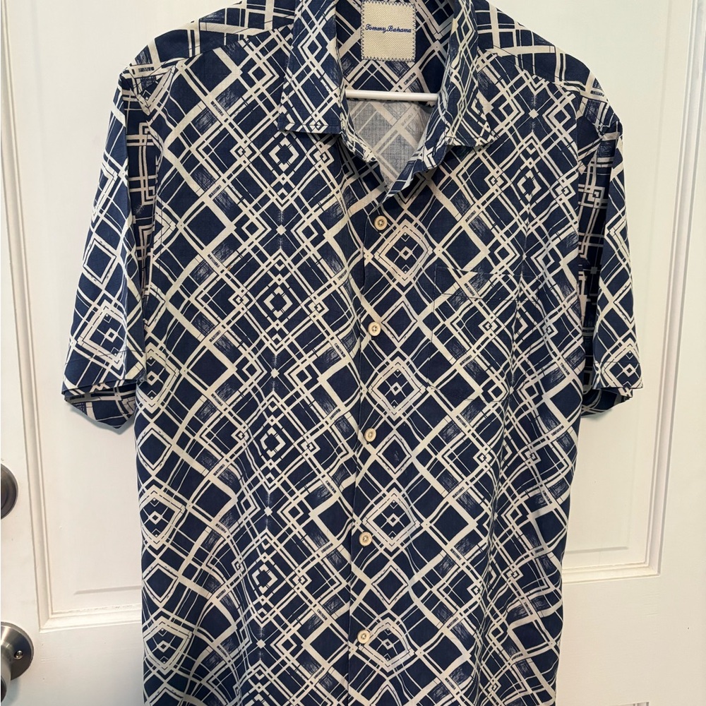 Tommy Bahama Navy & White Geometric Short Sleeve Button-Down